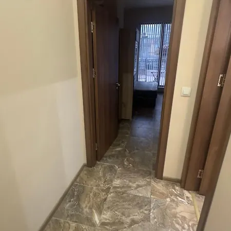 Paradise Apartment *